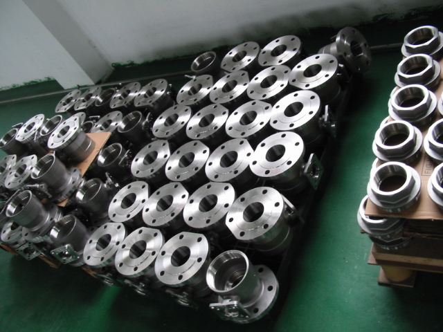 Valves and flanges